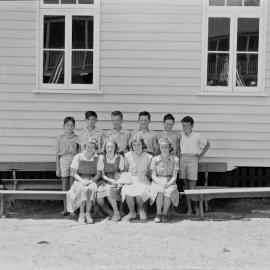 Class photo, Grade 7, Pomona Rural School, Pomona, 1953