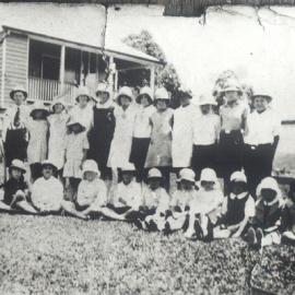 School group, West Cooroy State School, Cooroy, ca 1920 - 1930s