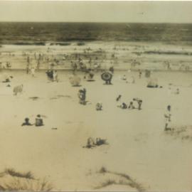 Beachgoers, Noosa Main Beach, Noosa Heads, 1946