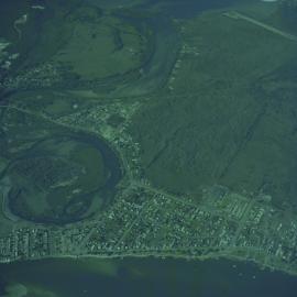 Aerial view, Gympie Terrace, Noosaville, 1981