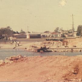 Construction, new Doonella Bridge, Tewantin, June 1969