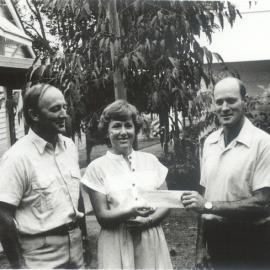 Cheque presentation, Executive Committee members, Cooroy State School Parents & Citizens Association, Cooroy, 1984