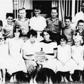 School group, Tinbeerwah State School, Tinbeerwah, 1962