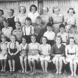 Class photo, Grade 2 or 3, Cooroy State School, Cooroy