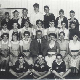 Class photo, possibly Grade 7, Cooroy State School, Cooroy