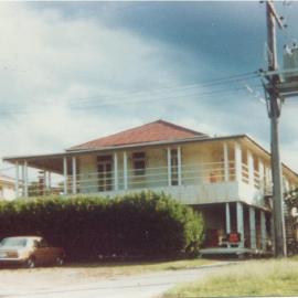 Domestic quarters, Royal Mail Hotel, Diyan Street, Tewantin,  June 1980