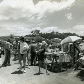 Market goers, Eumundi Markets, Eumundi, 1980s
