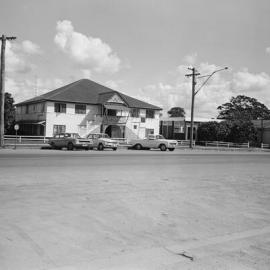 Tewantin Traders Antiques & Book Exchange, 101 Poinciana Avenue, Tewantin, 1960s