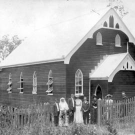 Wedding party, Cooroy Methodist Church, Maple Street, Cooroy, ca 1912