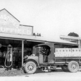 Duffield's Store and petrol bowser, Pomona 