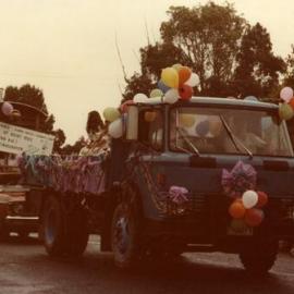 Decorated vehicle, parade, Kin Kin, 1980s