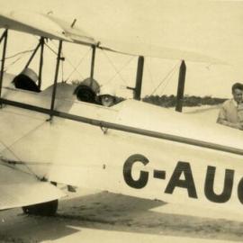 Bi-Plane 'G-AUGH'  the Wunda, Noosa Main Beach, Noosa Heads, 1930s