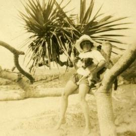 Edna and Suvula (dog),  Alexandria Bay, Noosa National Park, Noosa Heads