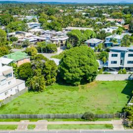 Aerial view Gympie Terrace, Noosaville, 2018