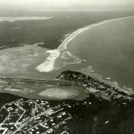 Aerial photograph, Noosa Sound development, Noosa Heads, ca 1972 - 1973