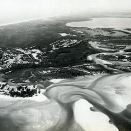 Aerial photograph, Noosa Sound development, Noosa Heads, ca 1972 - 1973