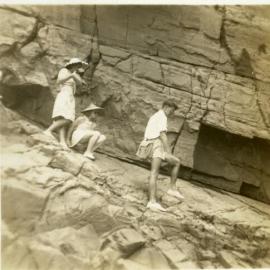 Daytrippers, Paradise Cove, Noosa National Park, Noosa Heads, 1948