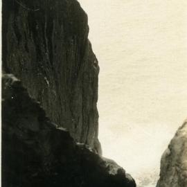 Cliffs, Double Island Point, Great Sandy National Park, Cooloola
