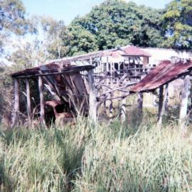 Derelict house, Lake Weyba Drive, Noosaville, 1980s