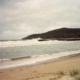 Big seas, Noosa Main Beach, Noosa Heads, Easter 1998