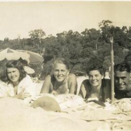 Beachgoers, Noosa Main Beach, Noosa Heads, ca 1960s