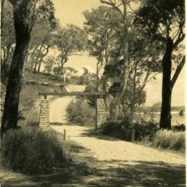 Entrance gate, Noosa National Park, Noosa Heads, 1953