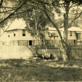 Beachview Flats, Hastings Street, Noosa Heads, late 1953