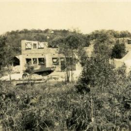 Construction, Murcott's Flats,  'Noosiana', Noosa Heads, 1953