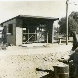 Construction, Sunny Snaps Studios, Hastings Street, Noosa Heads, 10 May 1957