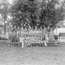 Class Photo, Grade 7/6, Pomona State School, Pomona, September  1971