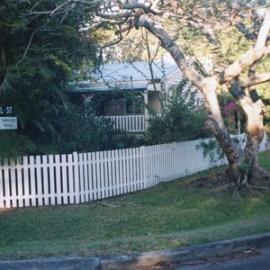 Dwelling, cnr Furl Steet and Lake Weyba Drive, Noosaville, ca 2004