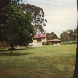 Dwelling, 143 Lake Weyba Drive, Noosaville, ca 1996