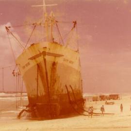 Cherry Venture, Teewah Beach 