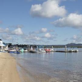 Noosa River, Gympie Terrace, Noosaville, 30 May 2018