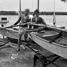 Broken mast, Noosa River, Noosaville, March 1971