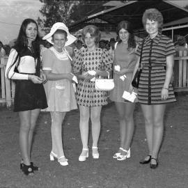 Fashion on the field, Gympie Cup Race Meeting, Gympie Turf Club, Gympie, 21 October 1972